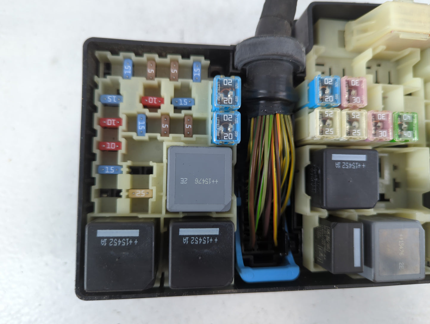 2013-2016 Ford Escape Fusebox Fuse Box Panel Relay Module P/N:E02345500 AV6T-14A067-AD Fits Fits 2013 2014 2015 2016 OEM Use