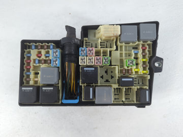 2013-2016 Ford Escape Fusebox Fuse Box Panel Relay Module P/N:E02345500 AV6T-14A067-AD Fits Fits 2013 2014 2015 2016 OEM Used Auto Parts