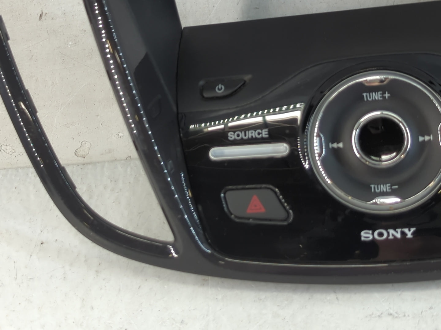 2013-2016 Ford Escape Radio AM FM Cd Player Receiver Replacement P/N:001711275 Fits Fits 2013 2014 2015 2016 OEM Used Auto P