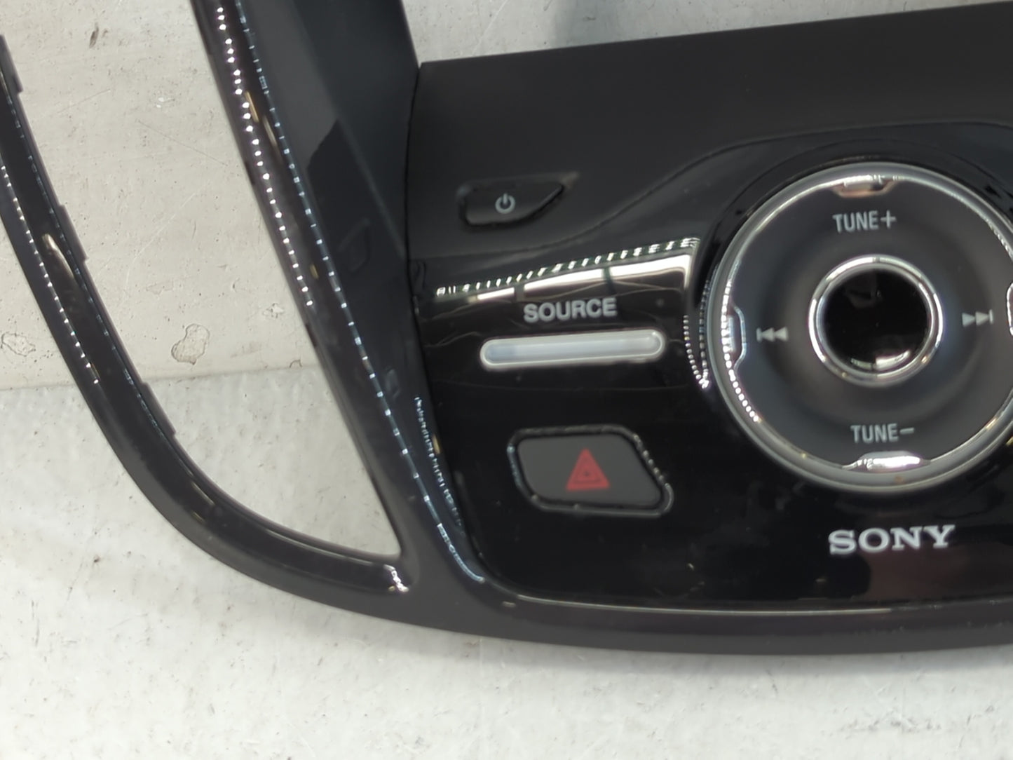 2013-2016 Ford Escape Radio AM FM Cd Player Receiver Replacement P/N:001711275 Fits Fits 2013 2014 2015 2016 OEM Used Auto P