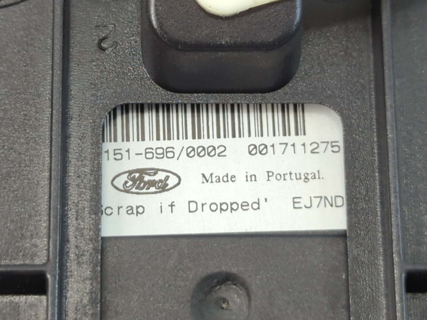 2013-2016 Ford Escape Radio AM FM Cd Player Receiver Replacement P/N:001711275 Fits Fits 2013 2014 2015 2016 OEM Used Auto P