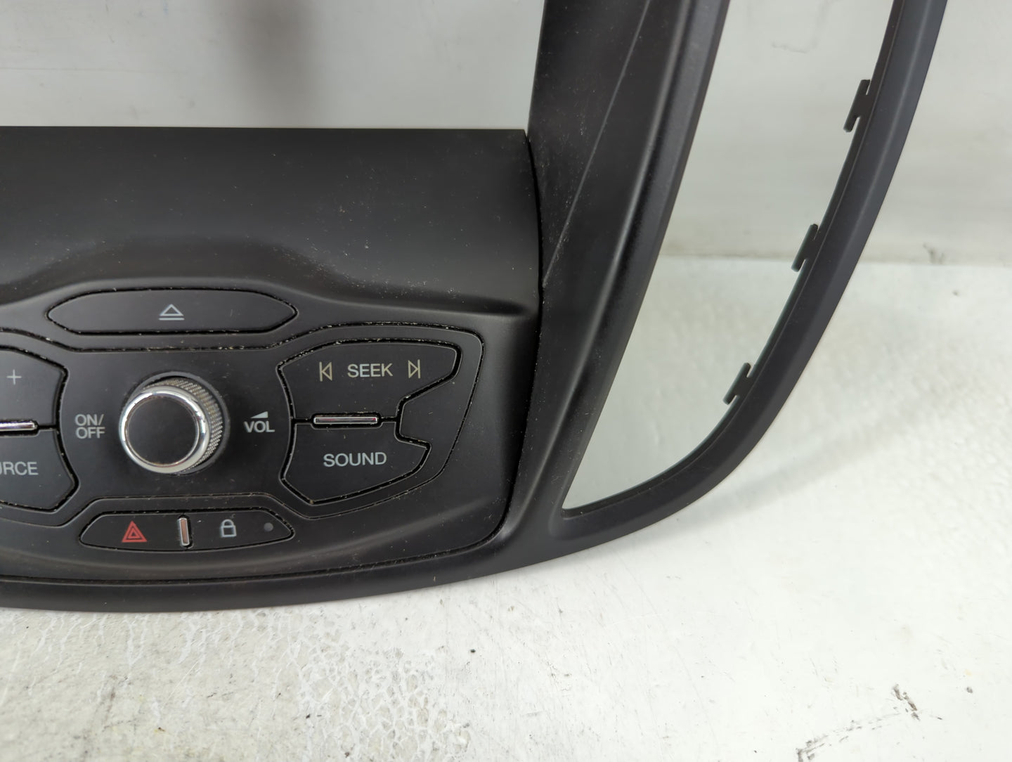2013-2016 Ford Escape Radio AM FM Cd Player Receiver Replacement P/N:CJ54 18835 EE3JA6 Fits Fits 2013 2014 2015 2016 OEM Use