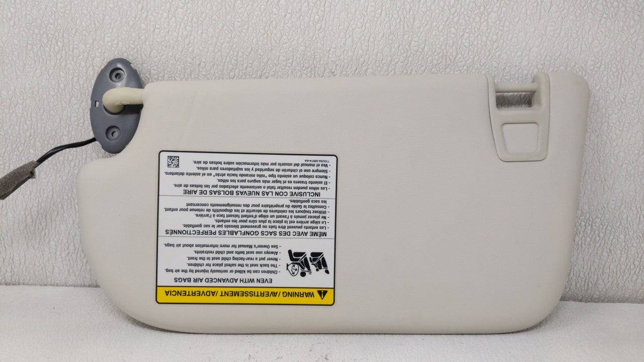 2016 Ford Escape Sun Visor Shade Replacement Passenger Right Mirror Fits Fits 2013 2014 2015 2017 2018 2019 OEM Used Auto Pa