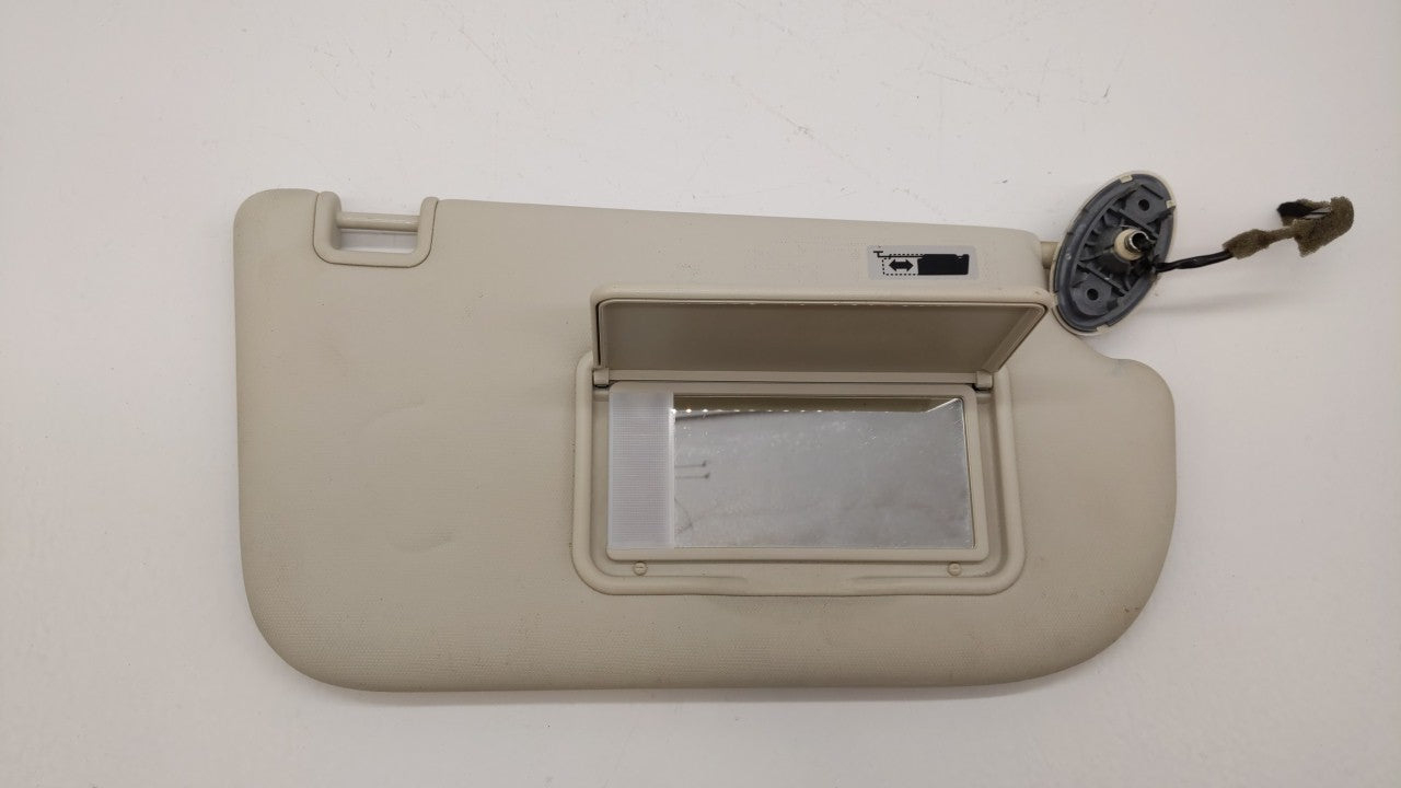 2016 Ford Escape Sun Visor Shade Replacement Passenger Right Mirror Fits Fits 2013 2014 2015 2017 2018 2019 OEM Used Auto Pa