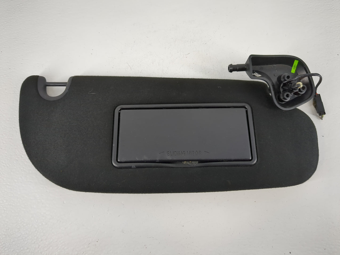 2016 Ford Expedition Sun Visor Shade Replacement Passenger Right Mirror Fits OEM Used Auto Parts - Oemusedautoparts1.com