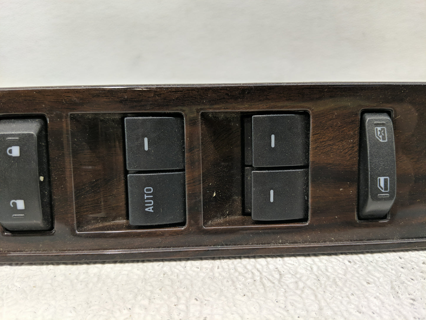 2016 Ford Expedition Master Power Window Switch Replacement Driver Side Left P/N:FL1T-14540-AAW Fits OEM Used Auto Parts - O