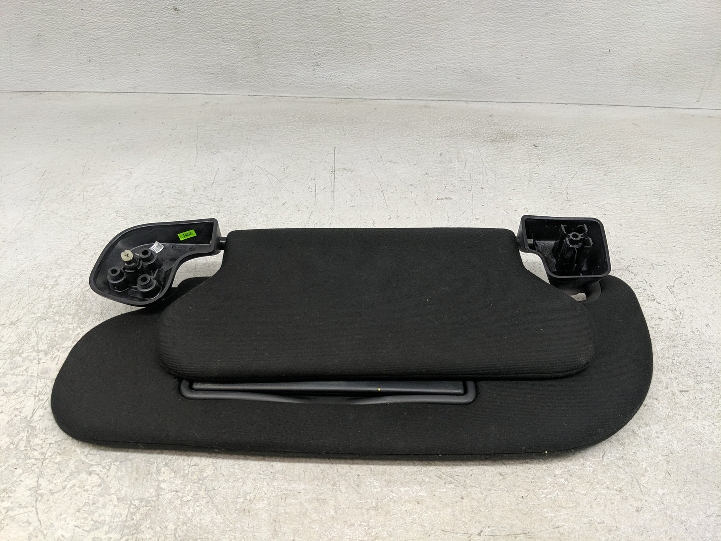 2016 Ford Expedition Sun Visor Shade Replacement Driver Left Mirror Fits OEM Used Auto Parts - Oemusedautoparts1.com