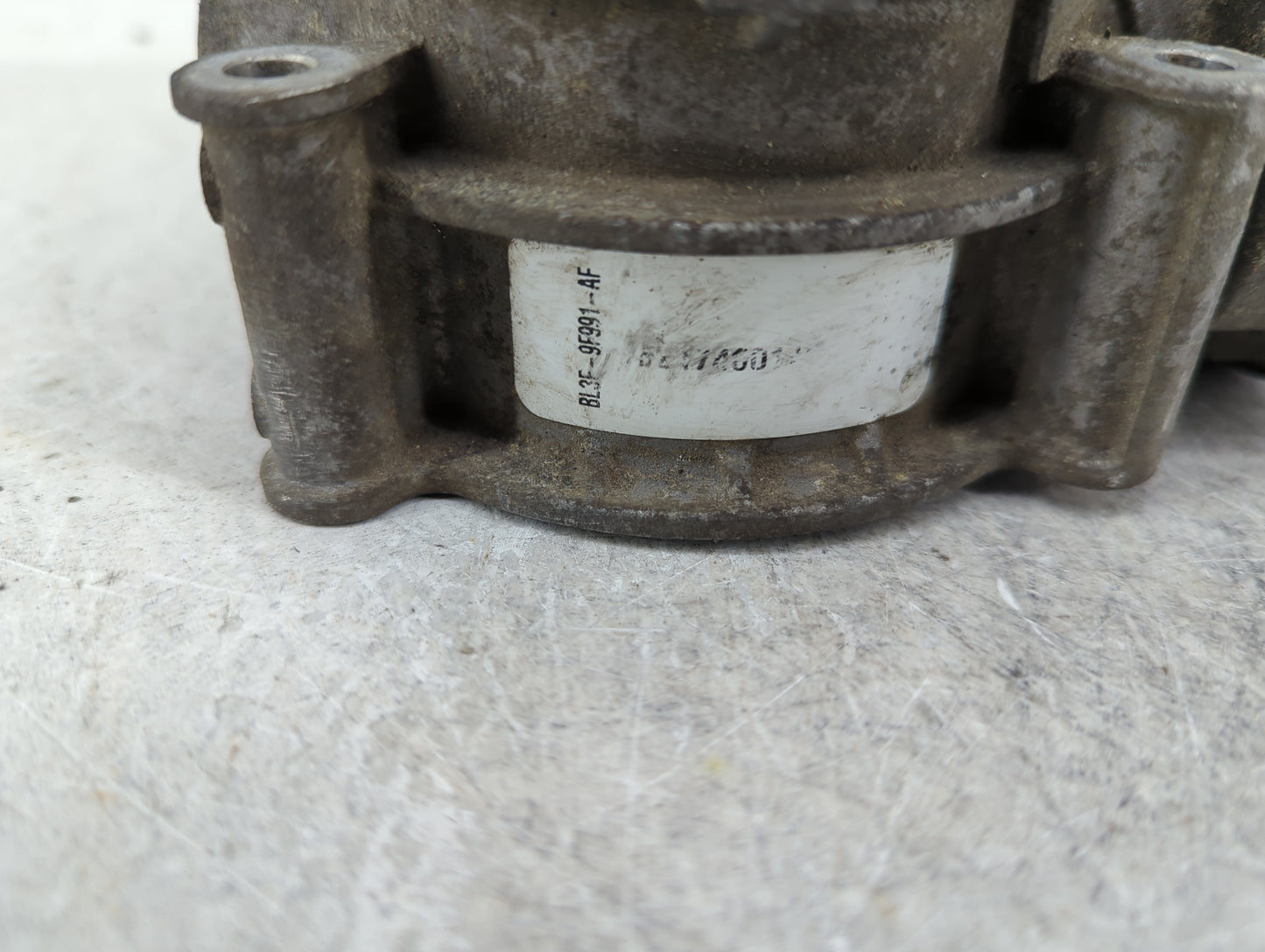 2015-2017 Ford Expedition Throttle Body P/N:BL3E-9F991-AF Fits Fits 2011 2012 2013 2014 2015 2016 2017 2018 2019 OEM Used Au