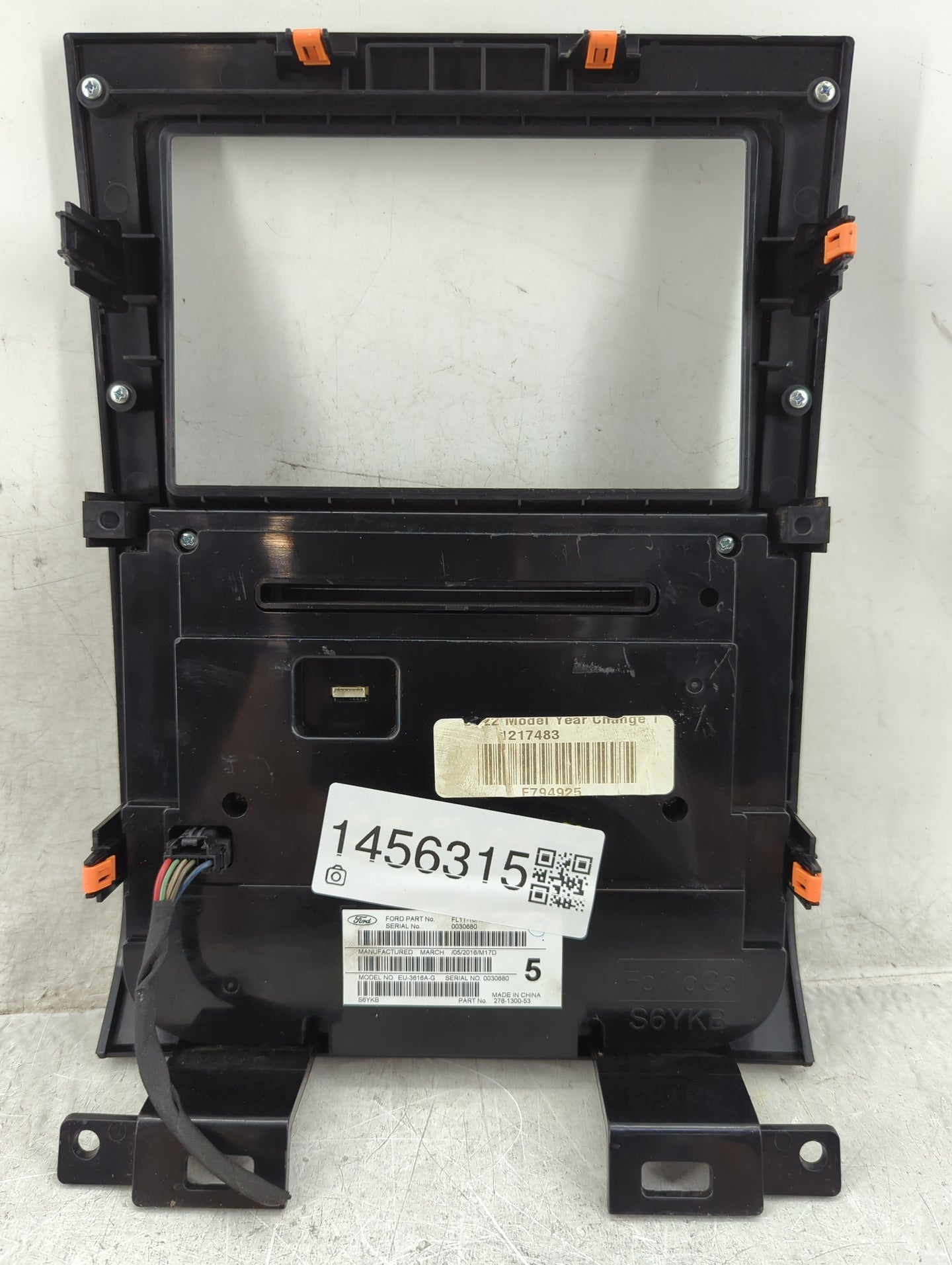 2015-2017 Ford Expedition Radio Control Panel - Oemusedautoparts1.com