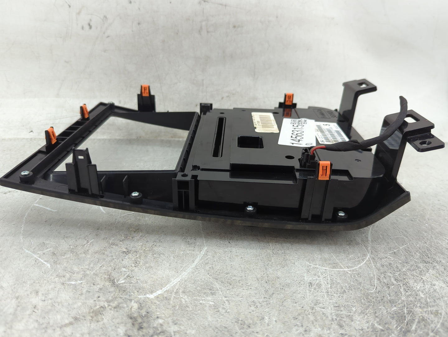 2015-2017 Ford Expedition Radio Control Panel - Oemusedautoparts1.com