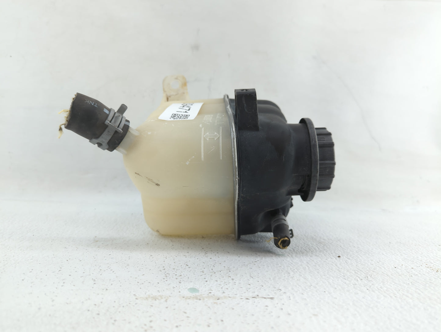 2016 Ford Expedition Radiator Coolant Overflow Expansion Tank Bottle - Oemusedautoparts1.com