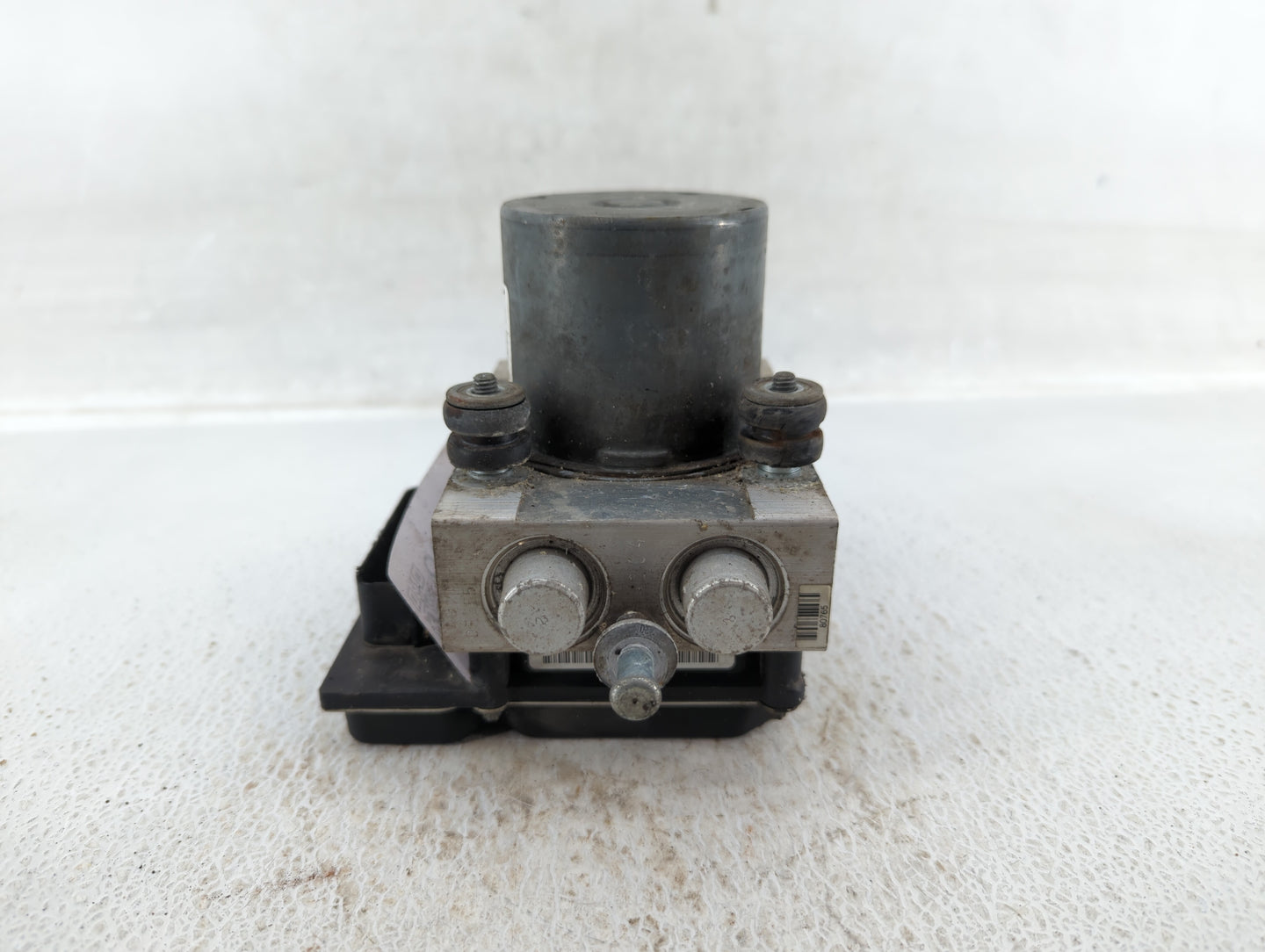 2016 Ford Expedition ABS Pump Control Module Replacement P/N:FL14-2C405-A Fits OEM Used Auto Parts - Oemusedautoparts1.com