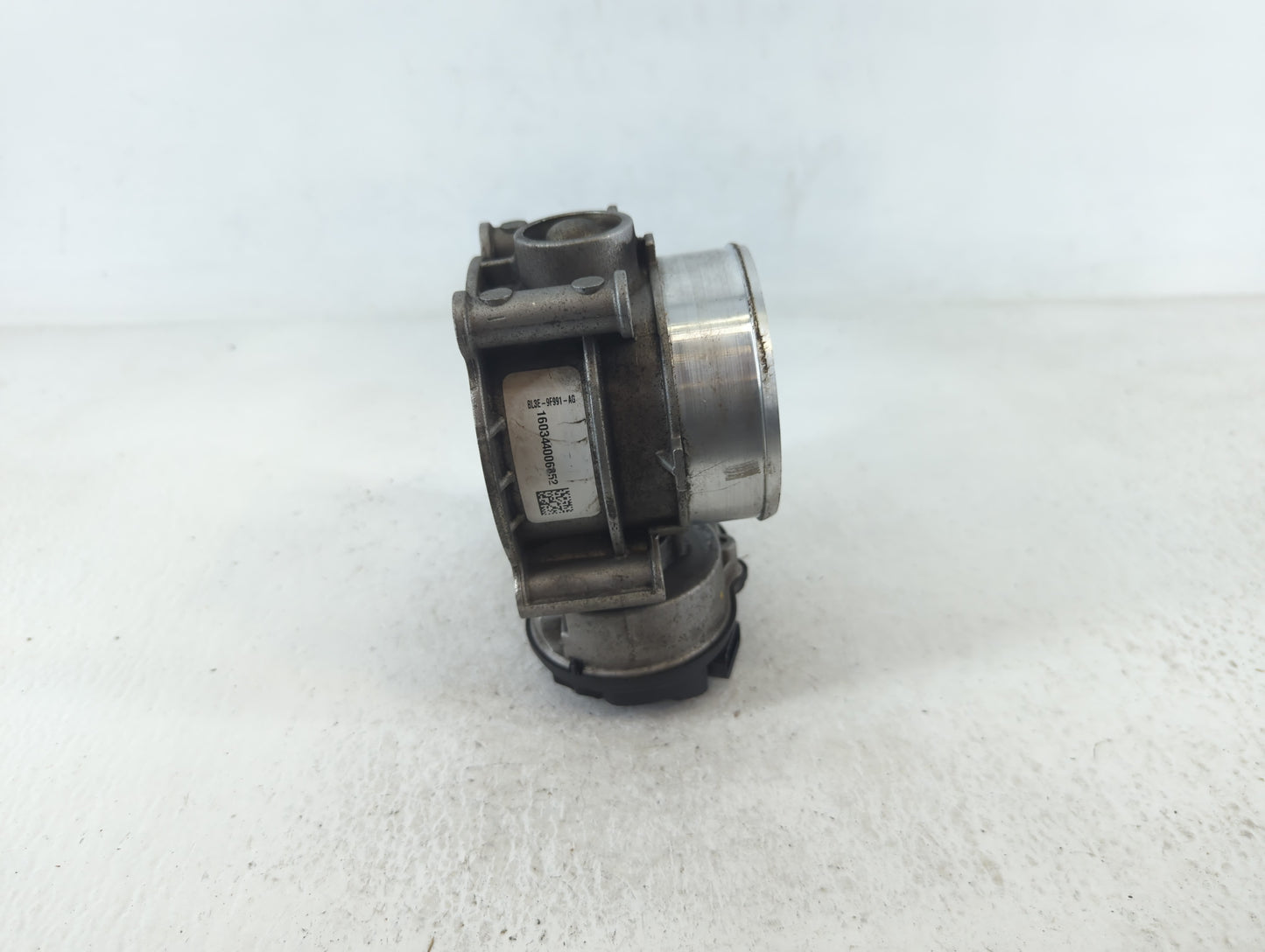 2015-2017 Ford Expedition Throttle Body P/N:160344006852 BL3E-9F991-AG Fits Fits 2011 2012 2013 2014 2015 2016 2017 2018 201