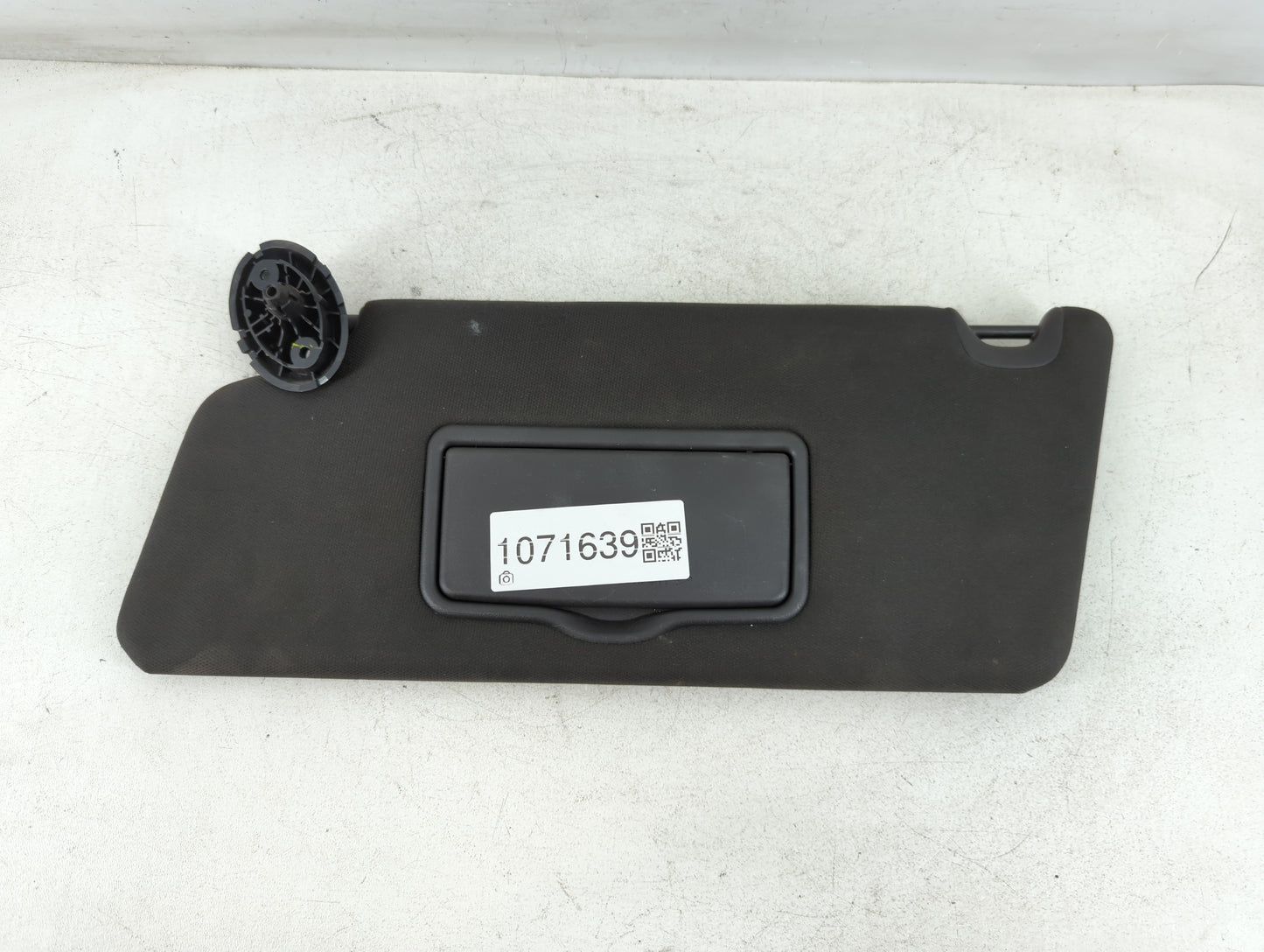 2016 Ford Explorer Sun Visor Shade Replacement Driver Left Mirror Fits OEM Used Auto Parts - Oemusedautoparts1.com