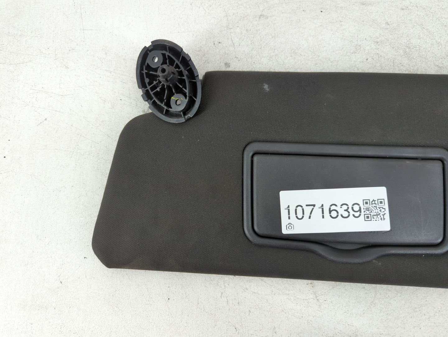2016 Ford Explorer Sun Visor Shade Replacement Driver Left Mirror Fits OEM Used Auto Parts - Oemusedautoparts1.com