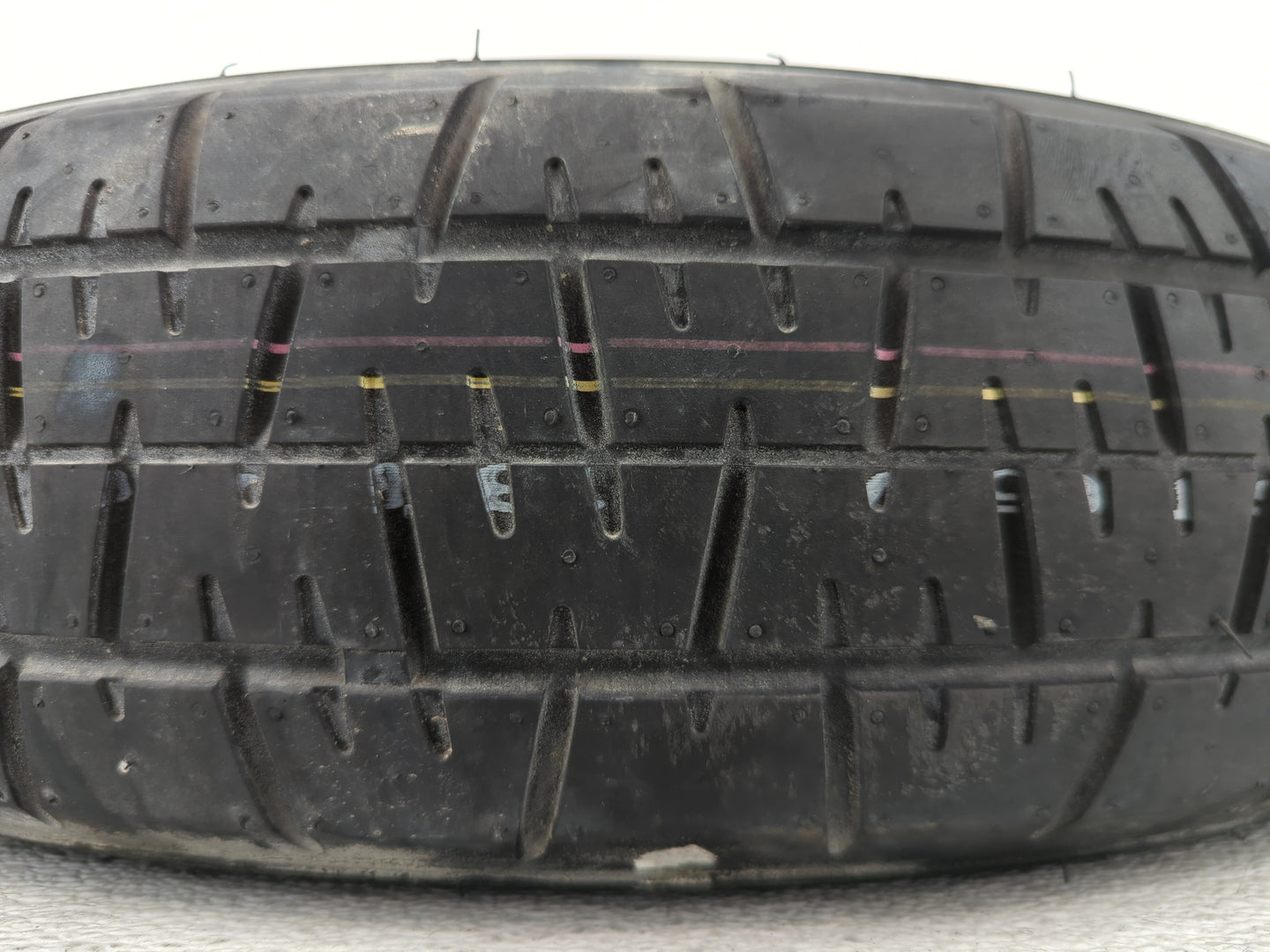 2016-2019 Ford Explorer Spare Donut Tire Wheel Rim Oem - Oemusedautoparts1.com