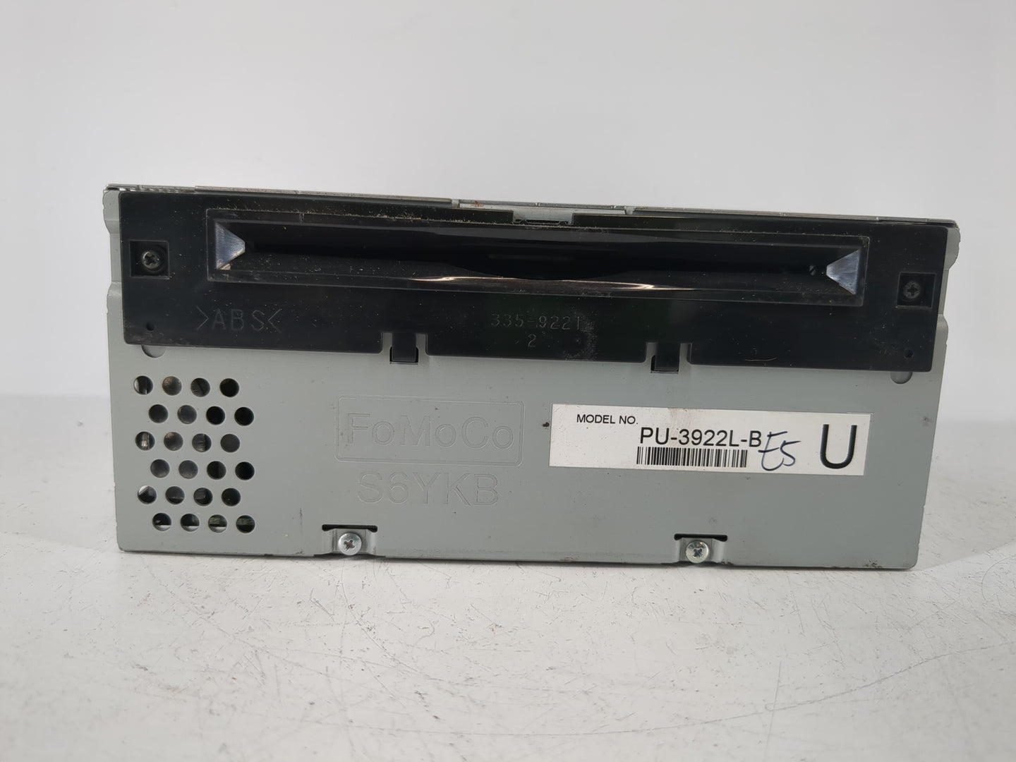2016-2017 Ford Explorer Radio AM FM Cd Player Receiver Replacement P/N:GB5T-19C107-BG Fits Fits 2016 2017 OEM Used Auto Part