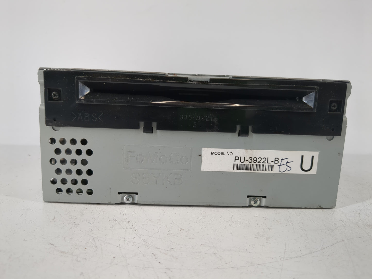 2016-2017 Ford Explorer Radio AM FM Cd Player Receiver Replacement P/N:GB5T-19C107-BG Fits Fits 2016 2017 OEM Used Auto Part