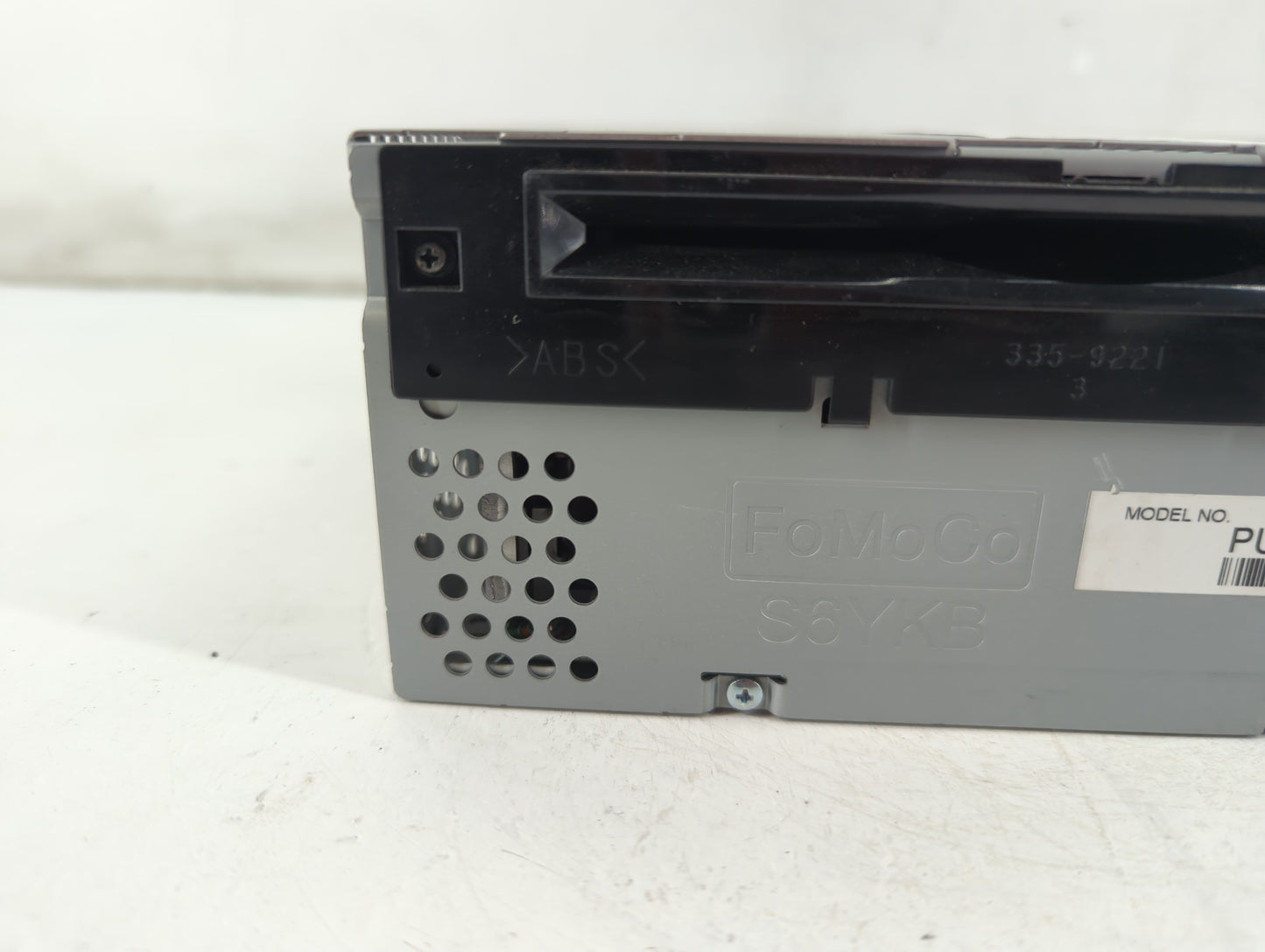 2016-2017 Ford Explorer Radio AM FM Cd Player Receiver Replacement P/N:GB5T-19C107-AF Fits Fits 2016 2017 OEM Used Auto Part