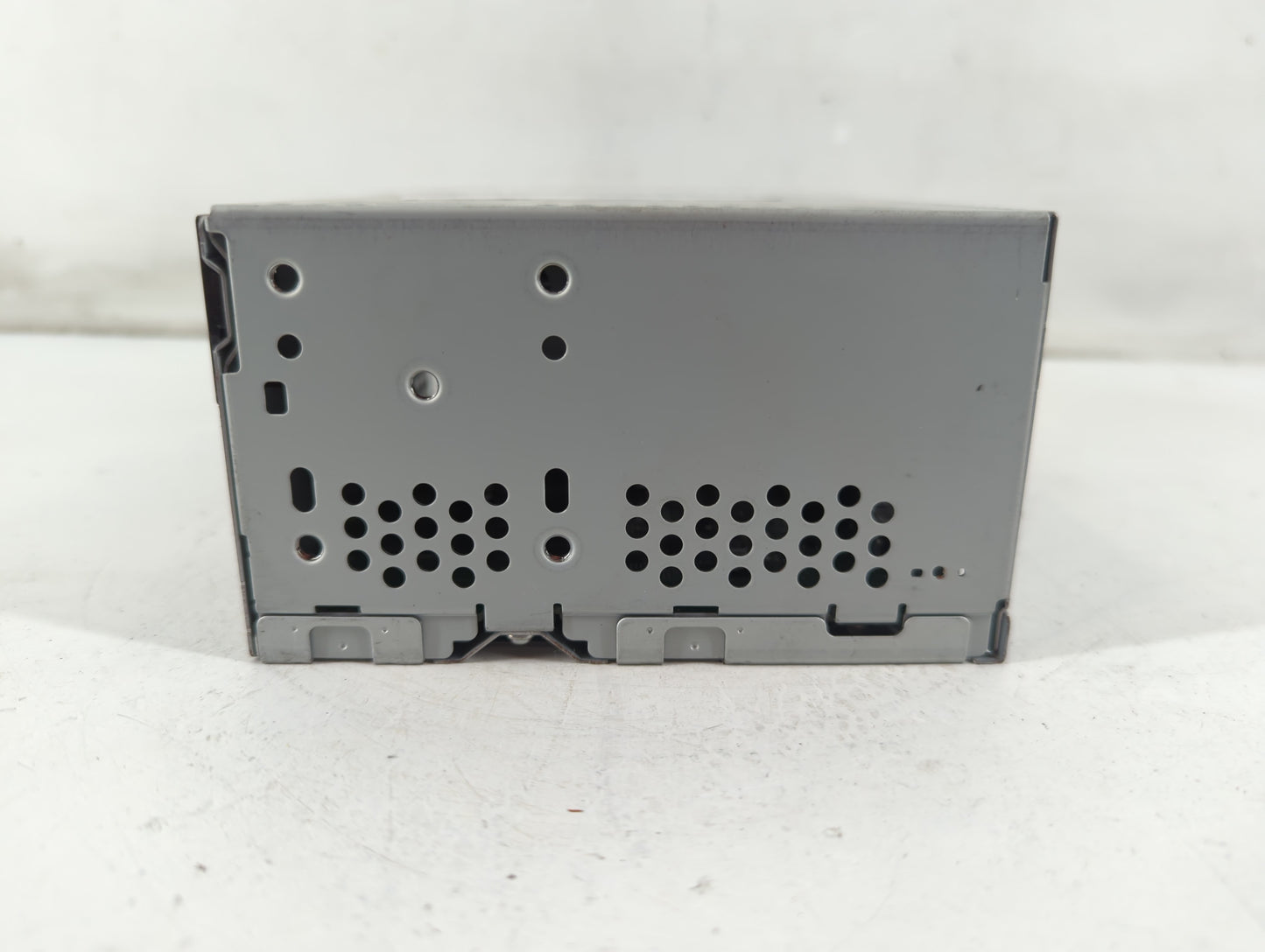2016-2017 Ford Explorer Radio AM FM Cd Player Receiver Replacement P/N:GB5T-19C107-AF Fits Fits 2016 2017 OEM Used Auto Part