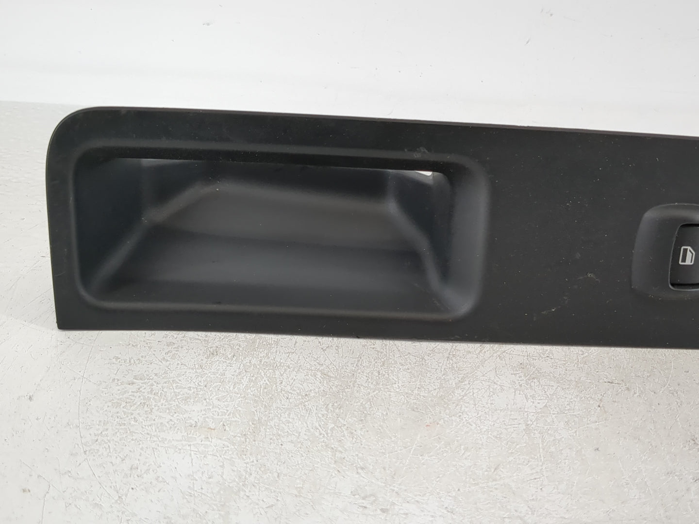 2016 Ford Explorer Passenger Right Power Window Switch - Oemusedautoparts1.com