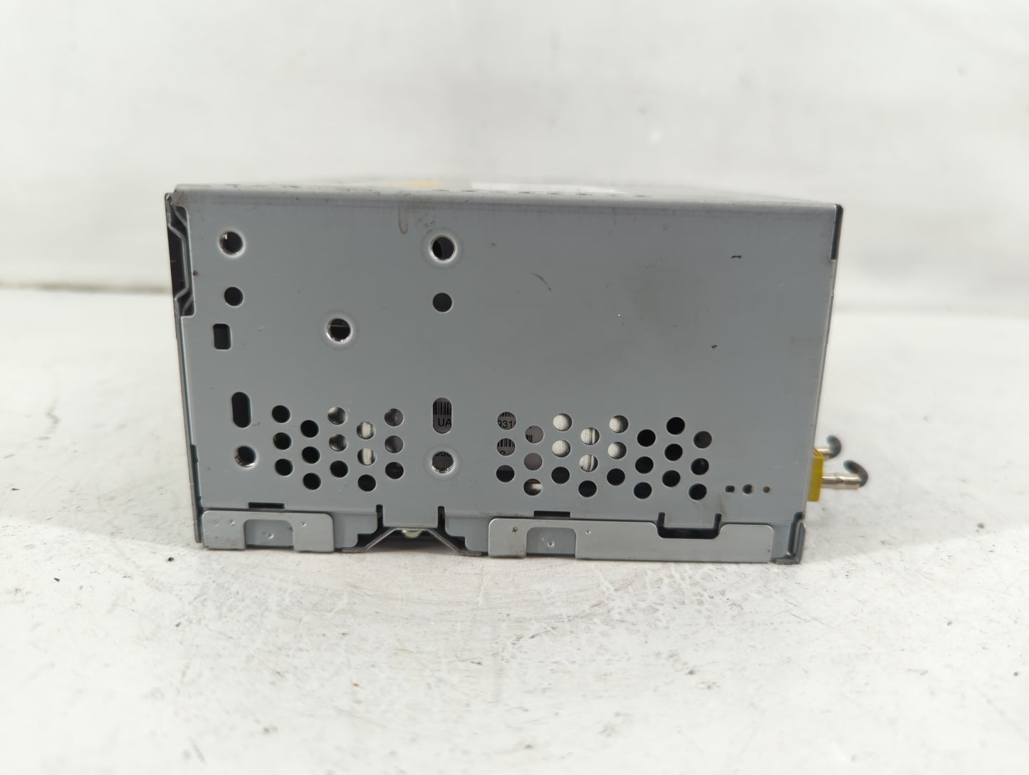2016-2017 Ford Explorer Radio AM FM Cd Player Receiver Replacement P/N:GB5T-19C107-BF Fits Fits 2016 2017 OEM Used Auto Part