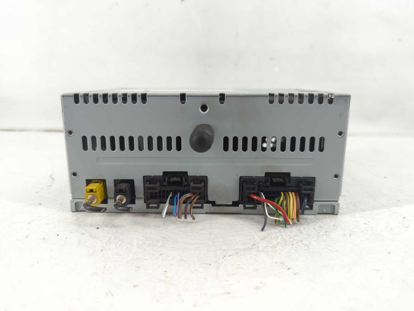 2016-2017 Ford Explorer Radio AM FM Cd Player Receiver Replacement P/N:GB5T-19C107-BF Fits Fits 2016 2017 OEM Used Auto Part