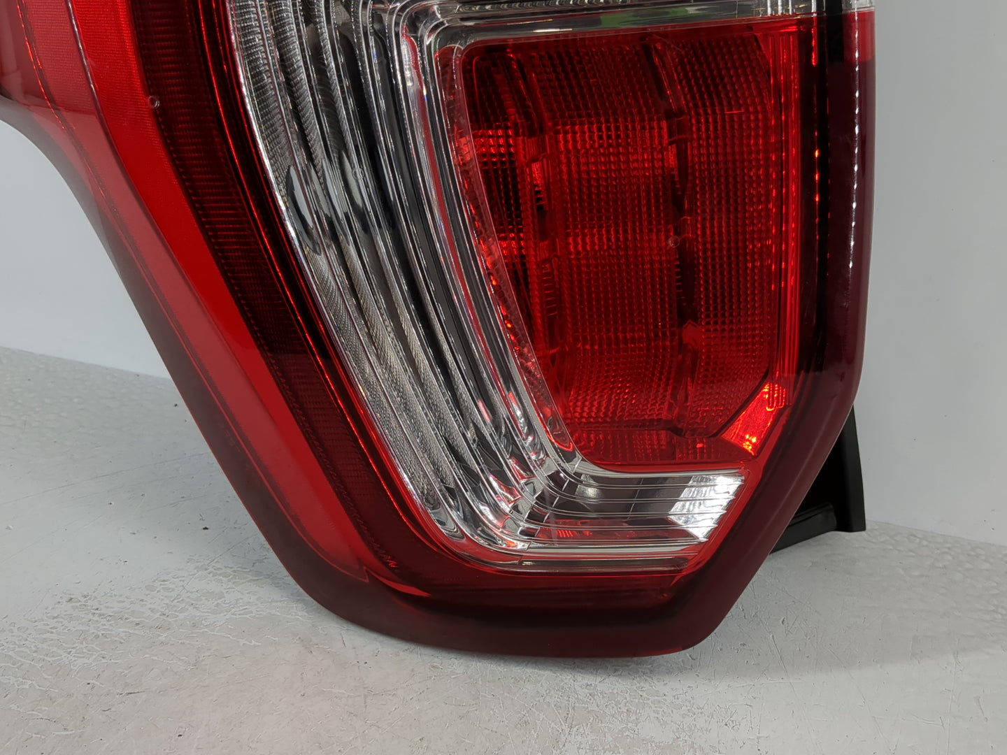 2016 Ford Explorer Tail Light Assembly Driver Left OEM P/N:FB53-13A580-A Fits OEM Used Auto Parts - Oemusedautoparts1.com