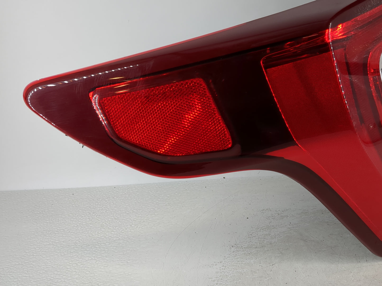 2016 Ford Explorer Tail Light Assembly Driver Left OEM P/N:FB53-13A580-A Fits OEM Used Auto Parts - Oemusedautoparts1.com