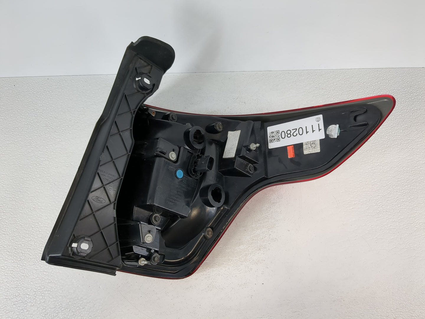 2016 Ford Explorer Tail Light Assembly Driver Left OEM P/N:FB53-13A580-A Fits OEM Used Auto Parts - Oemusedautoparts1.com
