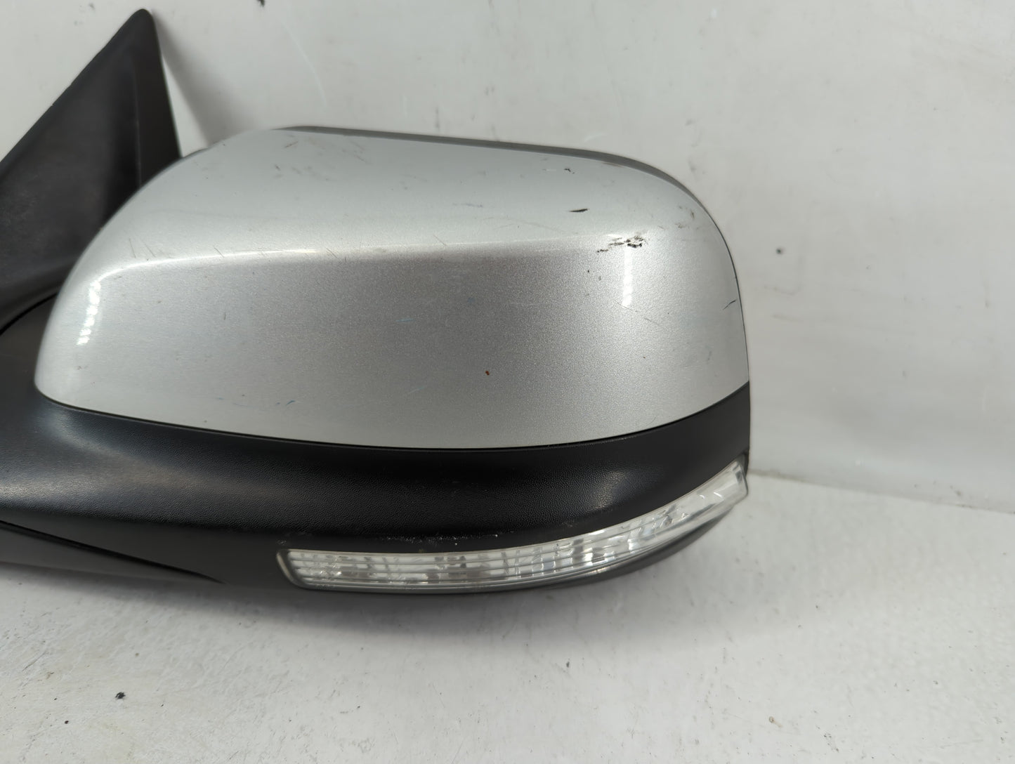 2016-2018 Ford Explorer Driver Side View Mirror - Left Door Mirror OEM Used - Oemusedautoparts1.com
