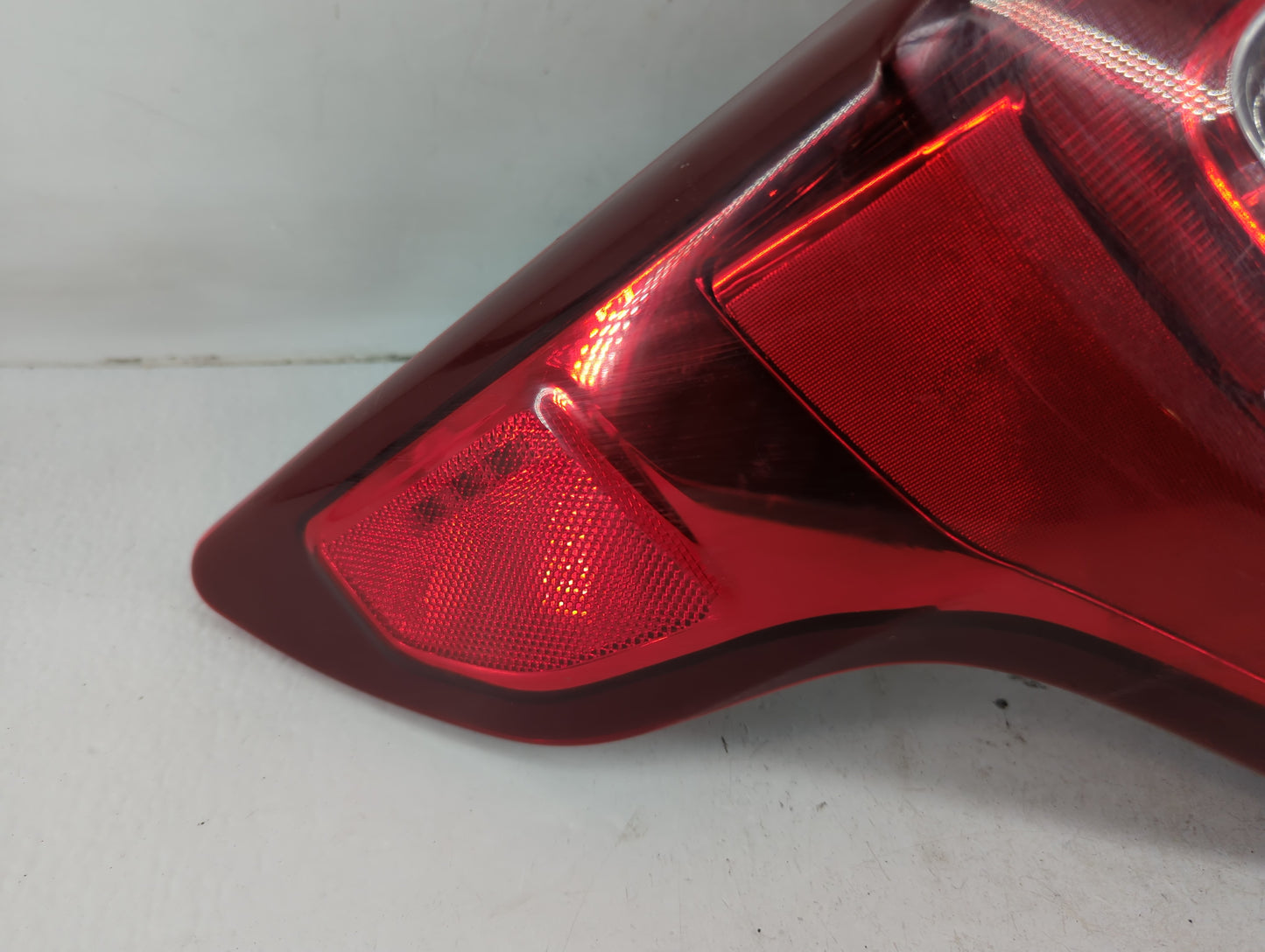 2016 Ford Explorer Tail Light Assembly Driver Left OEM P/N:FB53-13B505-A Fits OEM Used Auto Parts - Oemusedautoparts1.com