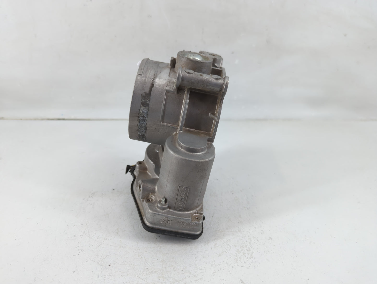 2011-2019 Ford Explorer Throttle Body P/N:4C1602B-0121 Fits Fits 2011 2012 2013 2014 2015 2016 2017 2018 2019 OEM Used Auto 