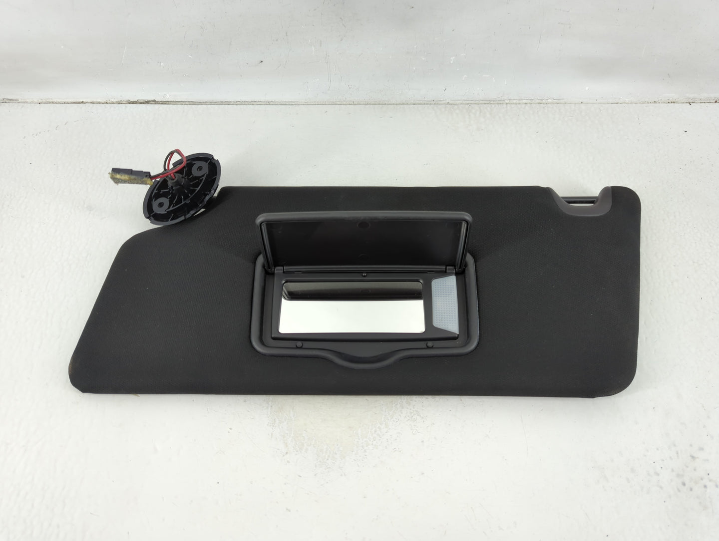 2016 Ford Explorer Sun Visor Shade Replacement Driver Left Mirror Fits OEM Used Auto Parts - Oemusedautoparts1.com