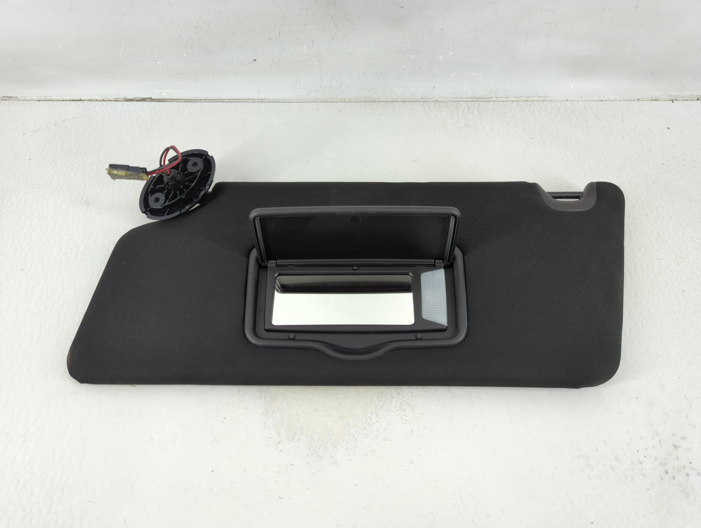 2016 Ford Explorer Sun Visor Shade Replacement Driver Left Mirror Fits OEM Used Auto Parts - Oemusedautoparts1.com