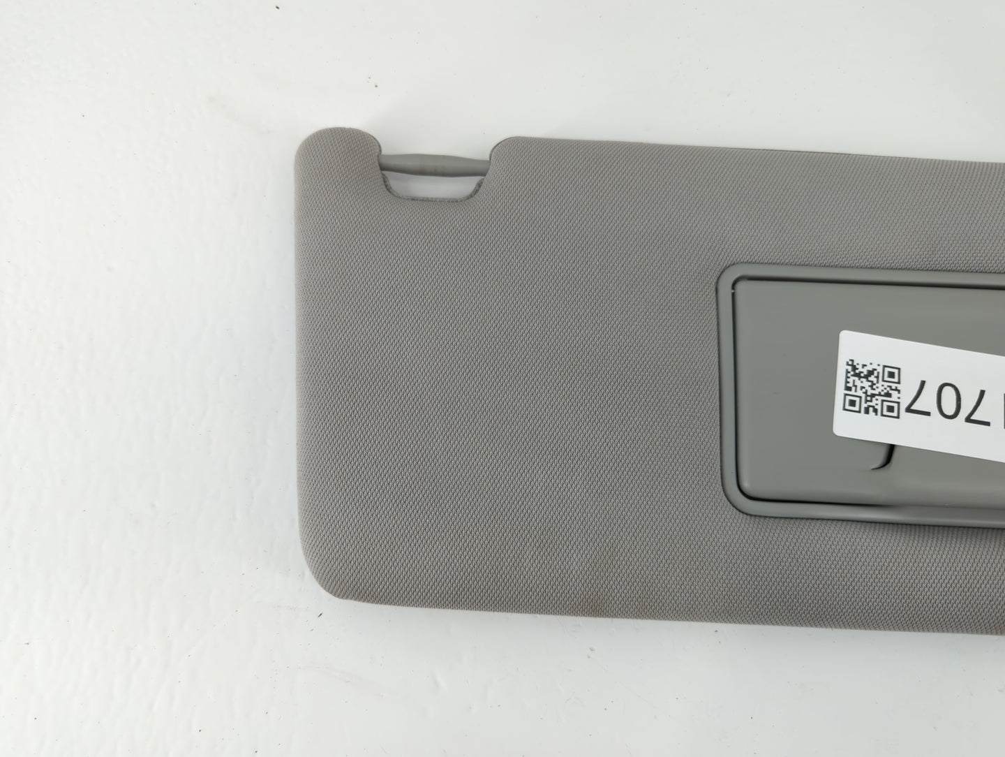 2016 Ford Explorer Sun Visor Shade Replacement Driver Left Mirror Fits OEM Used Auto Parts - Oemusedautoparts1.com