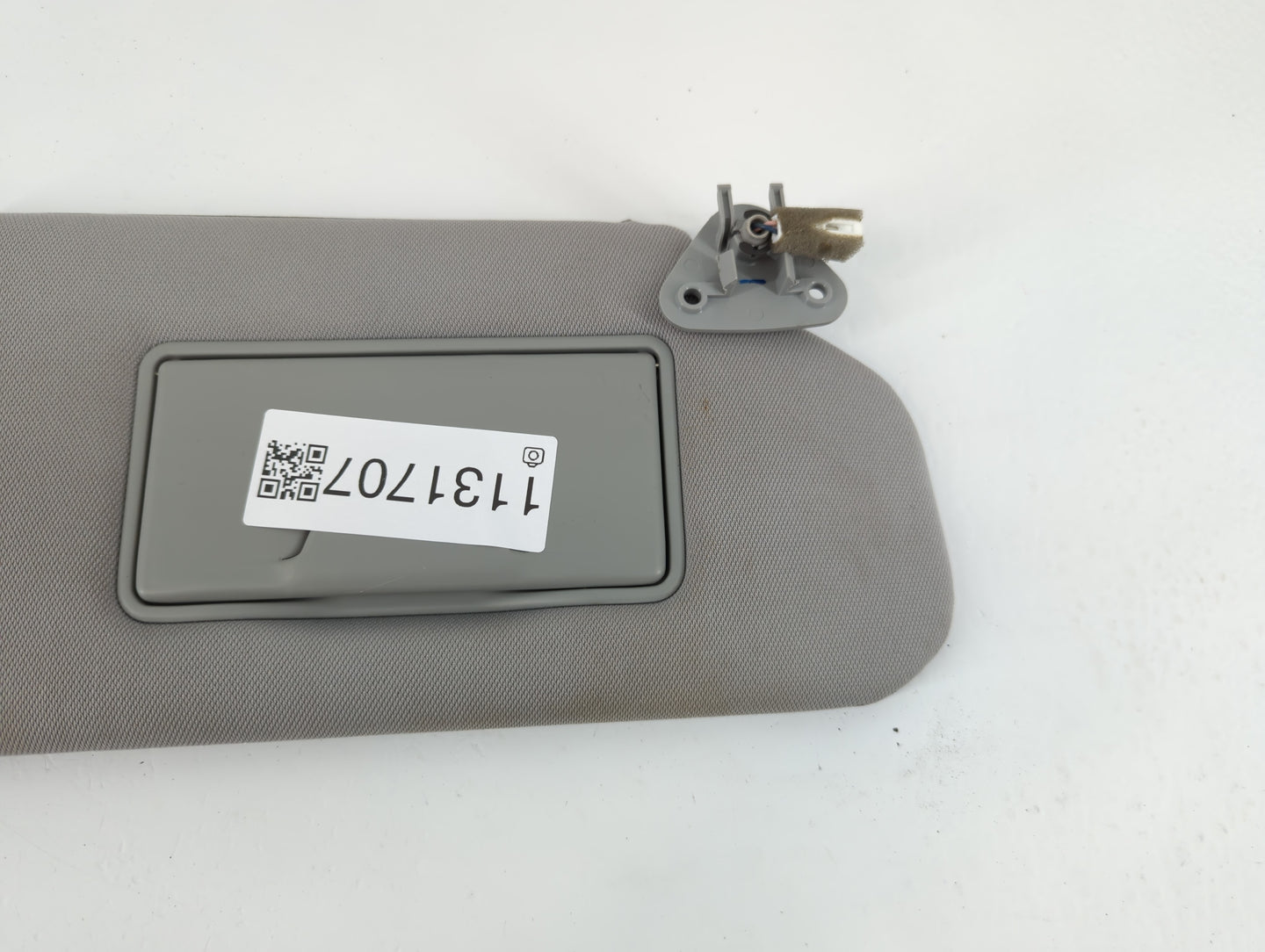 2016 Ford Explorer Sun Visor Shade Replacement Driver Left Mirror Fits OEM Used Auto Parts - Oemusedautoparts1.com