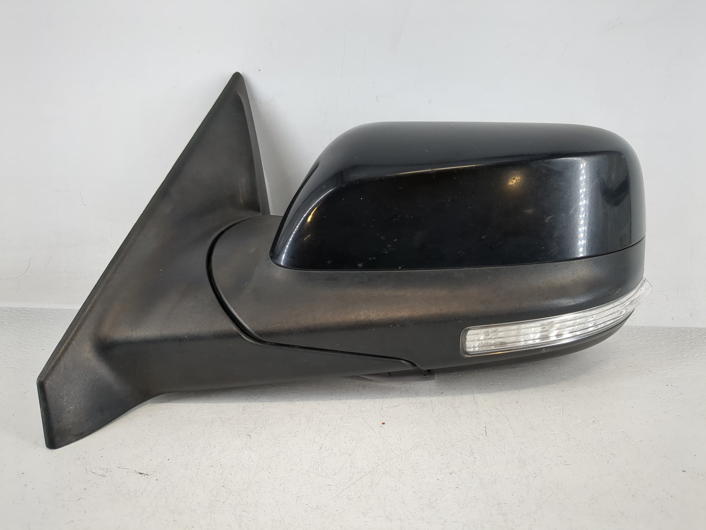 2016 Ford Explorer Driver Side View Mirror - Left Door Mirror OEM Used - Oemusedautoparts1.com