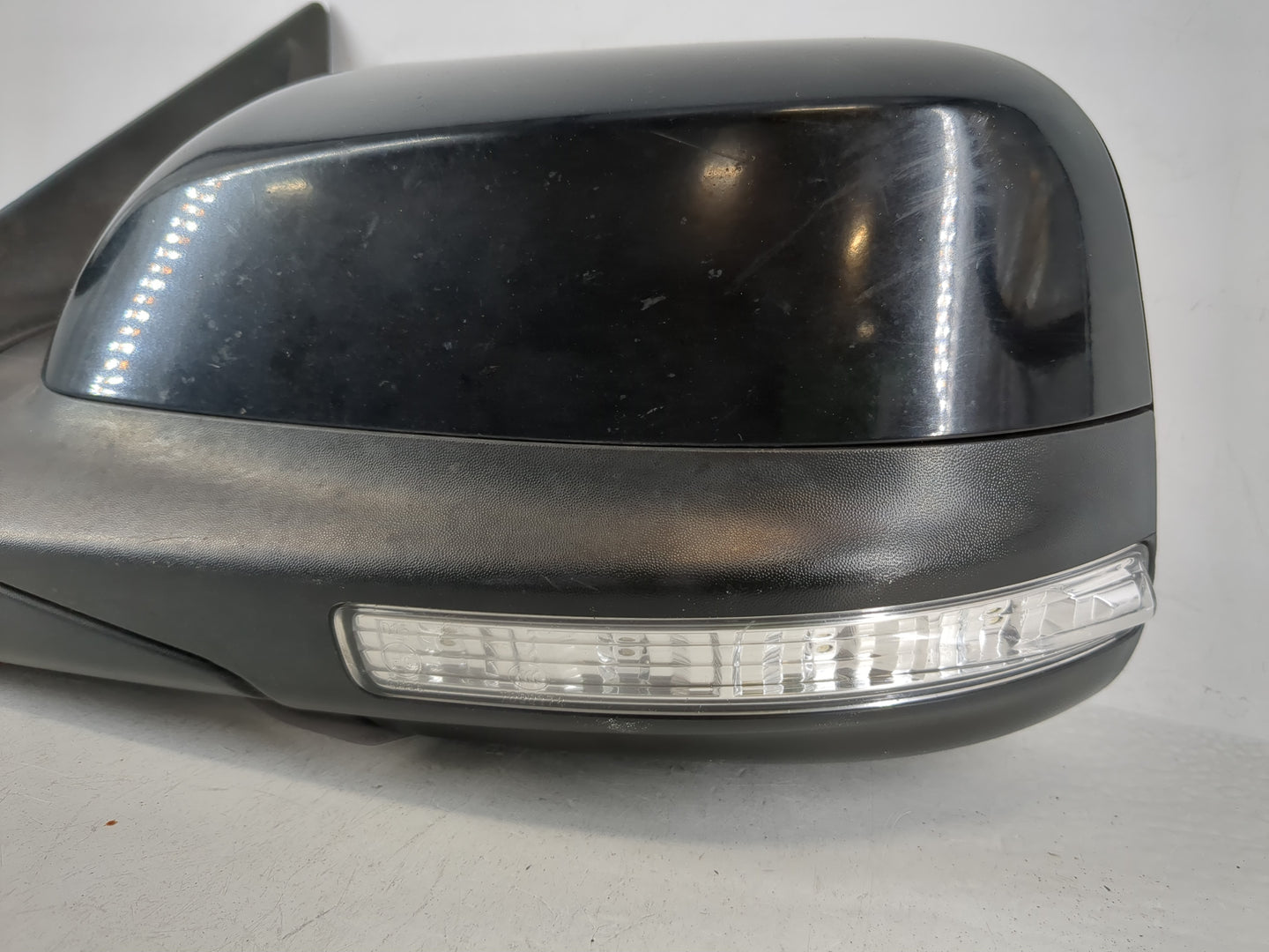 2016 Ford Explorer Driver Side View Mirror - Left Door Mirror OEM Used - Oemusedautoparts1.com