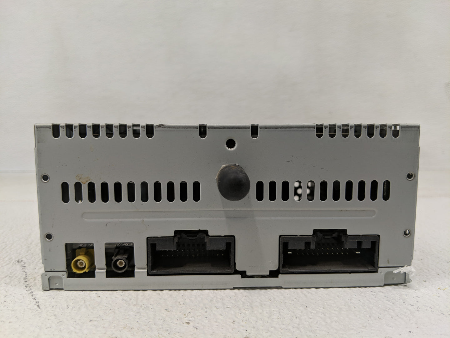 2016-2017 Ford Explorer Radio AM FM Cd Player Receiver Replacement P/N:GB5T-19C107-BF GB5T-19C107-AF Fits Fits 2016 2017 OEM