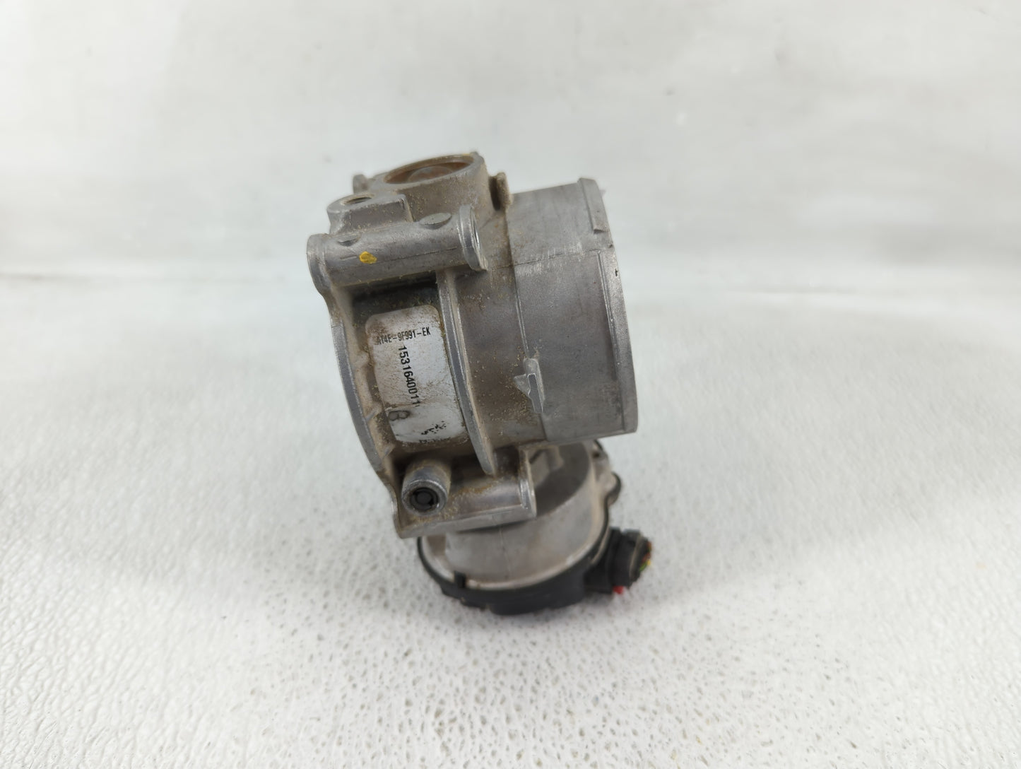 2011-2019 Ford Explorer Throttle Body P/N:AT4E-9F991-EK Fits Fits 2011 2012 2013 2014 2015 2016 2017 2018 2019 OEM Used Auto