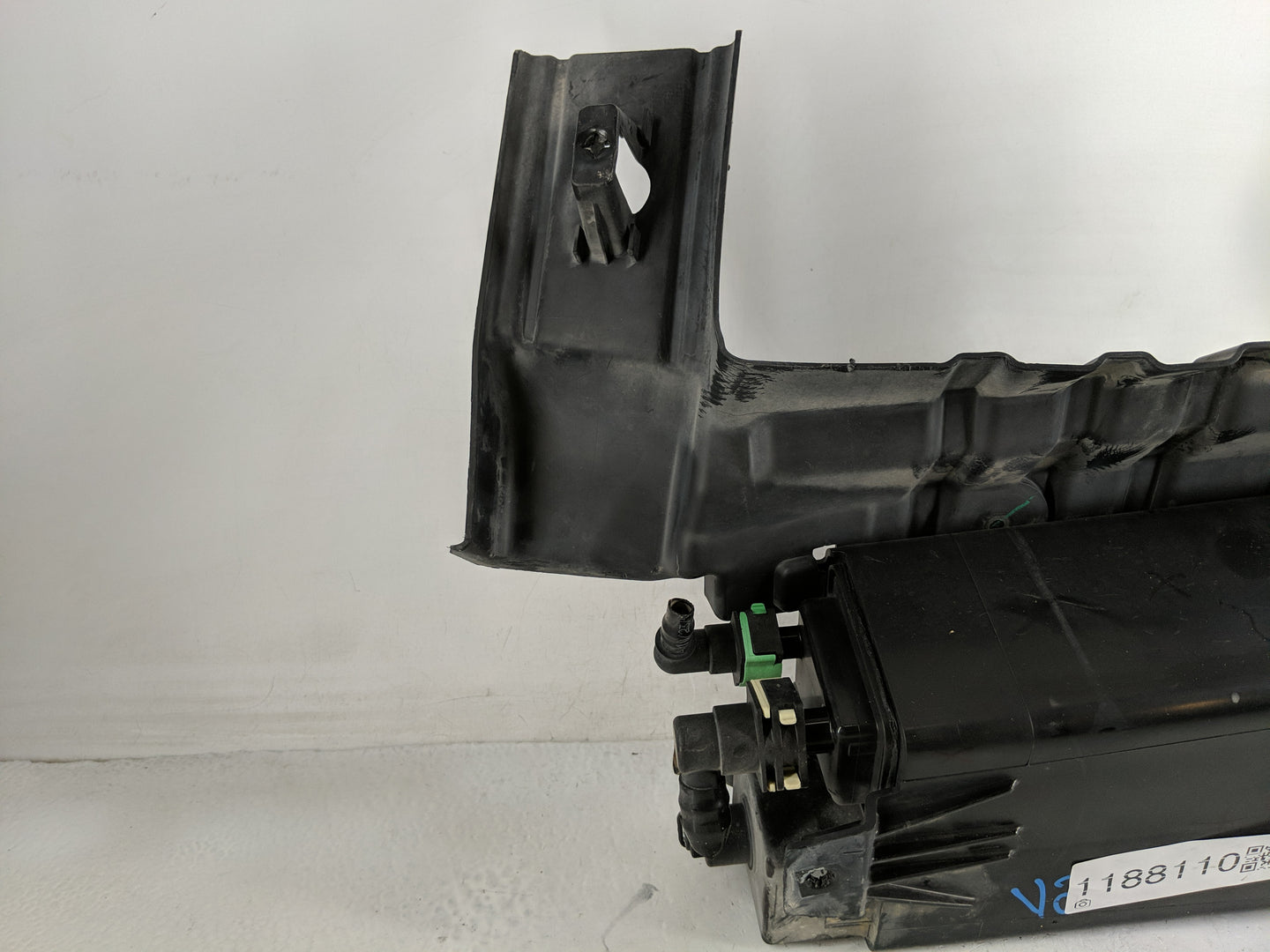2016 Ford Explorer Fuel Vapor Charcoal Canister - Oemusedautoparts1.com