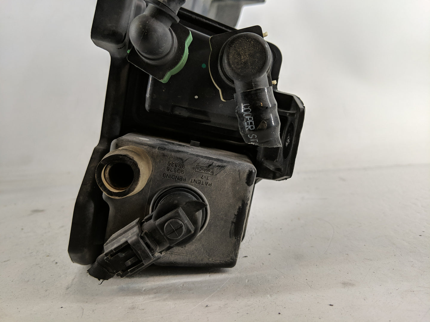 2016 Ford Explorer Fuel Vapor Charcoal Canister - Oemusedautoparts1.com