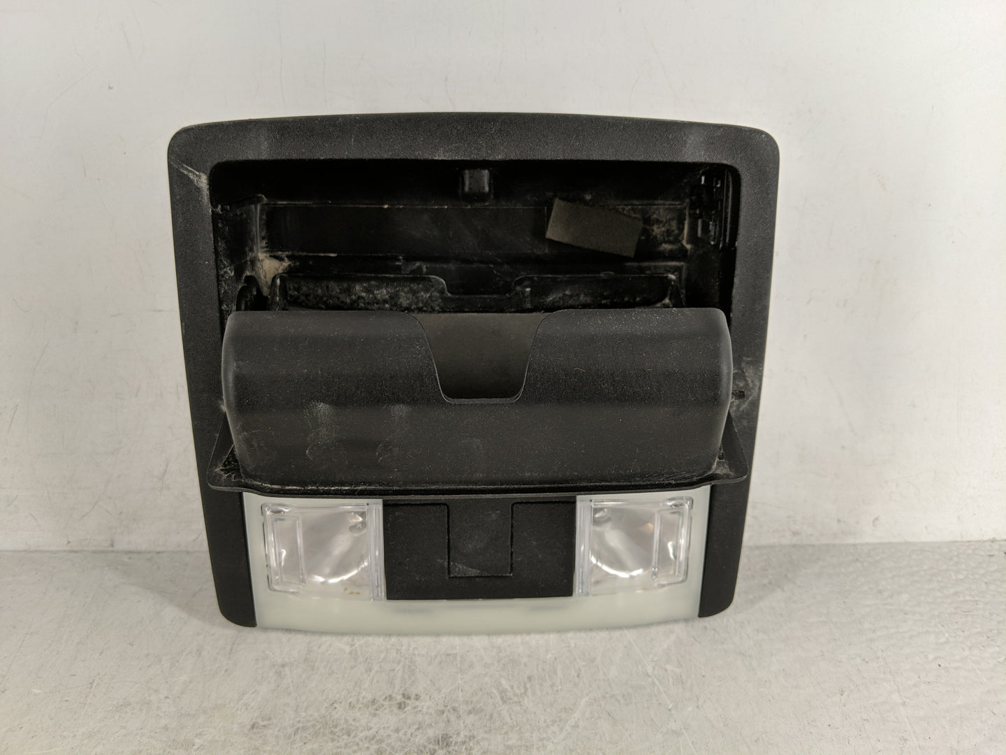 2016 Ford Explorer Overhead Roof Console - Oemusedautoparts1.com