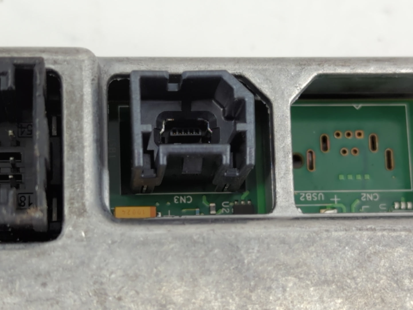 2015-2016 Ford Explorer Chassis Control Module Ccm Bcm Body Control - Oemusedautoparts1.com