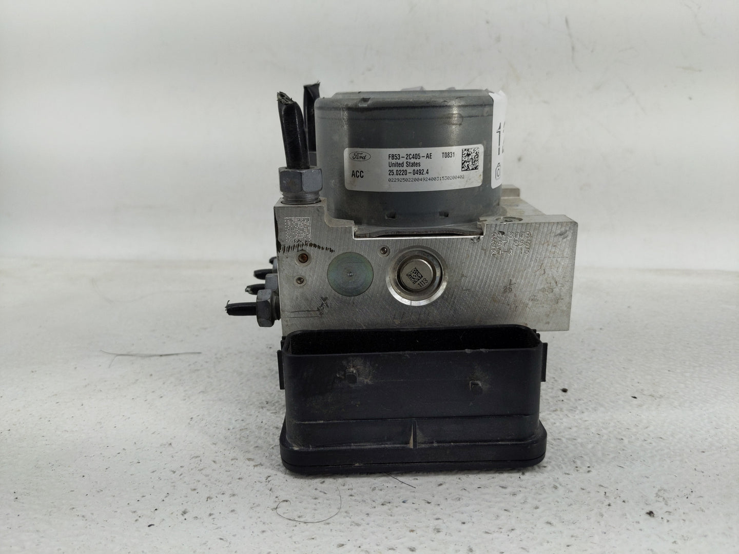 2016 Ford Explorer ABS Pump Control Module Replacement P/N:FB53-2C405-AE Fits OEM Used Auto Parts - Oemusedautoparts1.com