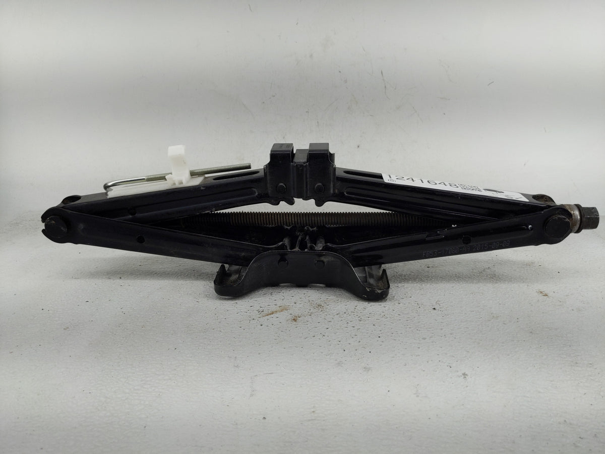 2016 Ford Explorer Spare Scissor Car Jack - Oemusedautoparts1.com