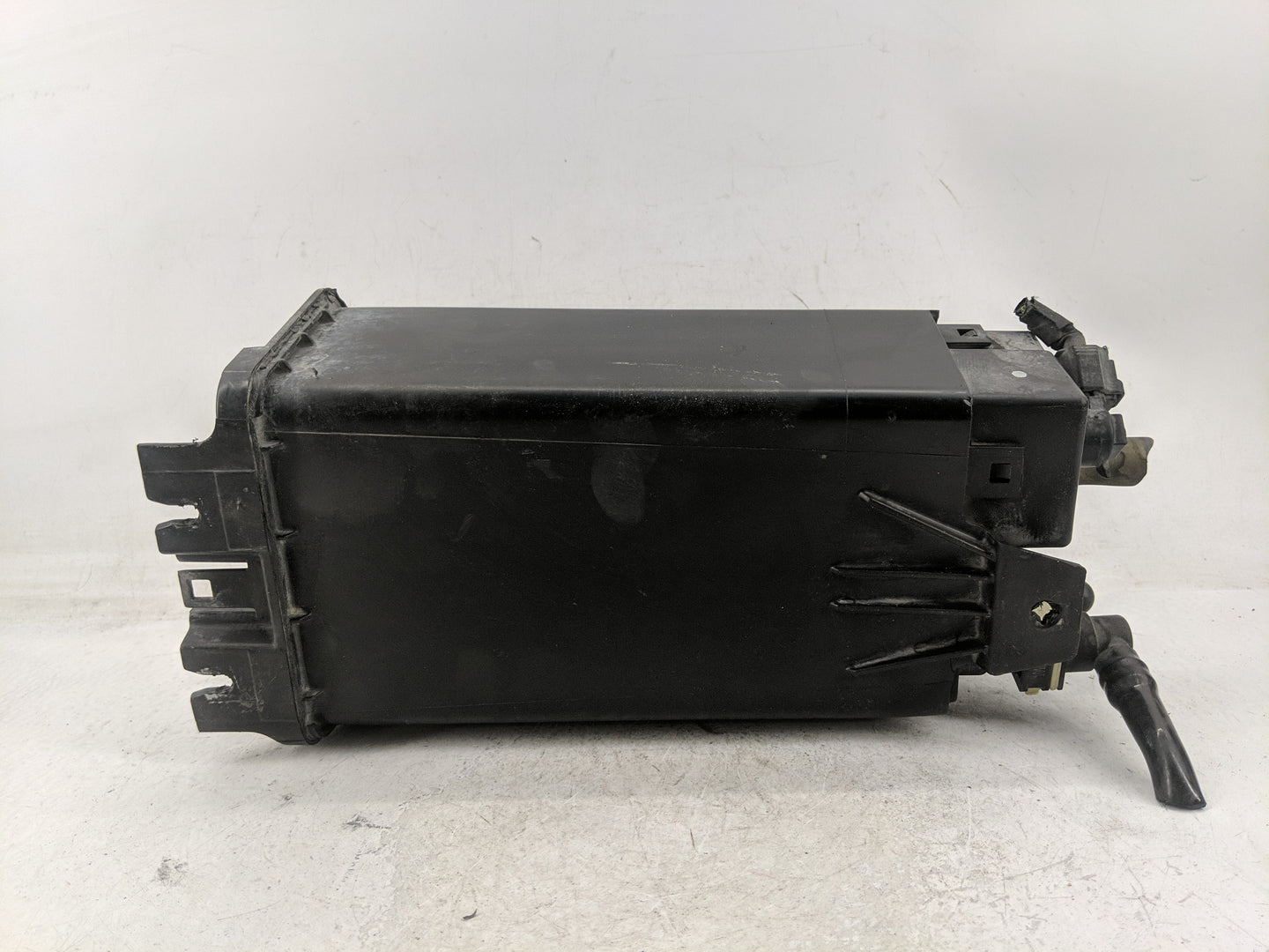 2016 Ford Explorer Fuel Vapor Charcoal Canister 1243180 - Oemusedautoparts1.com