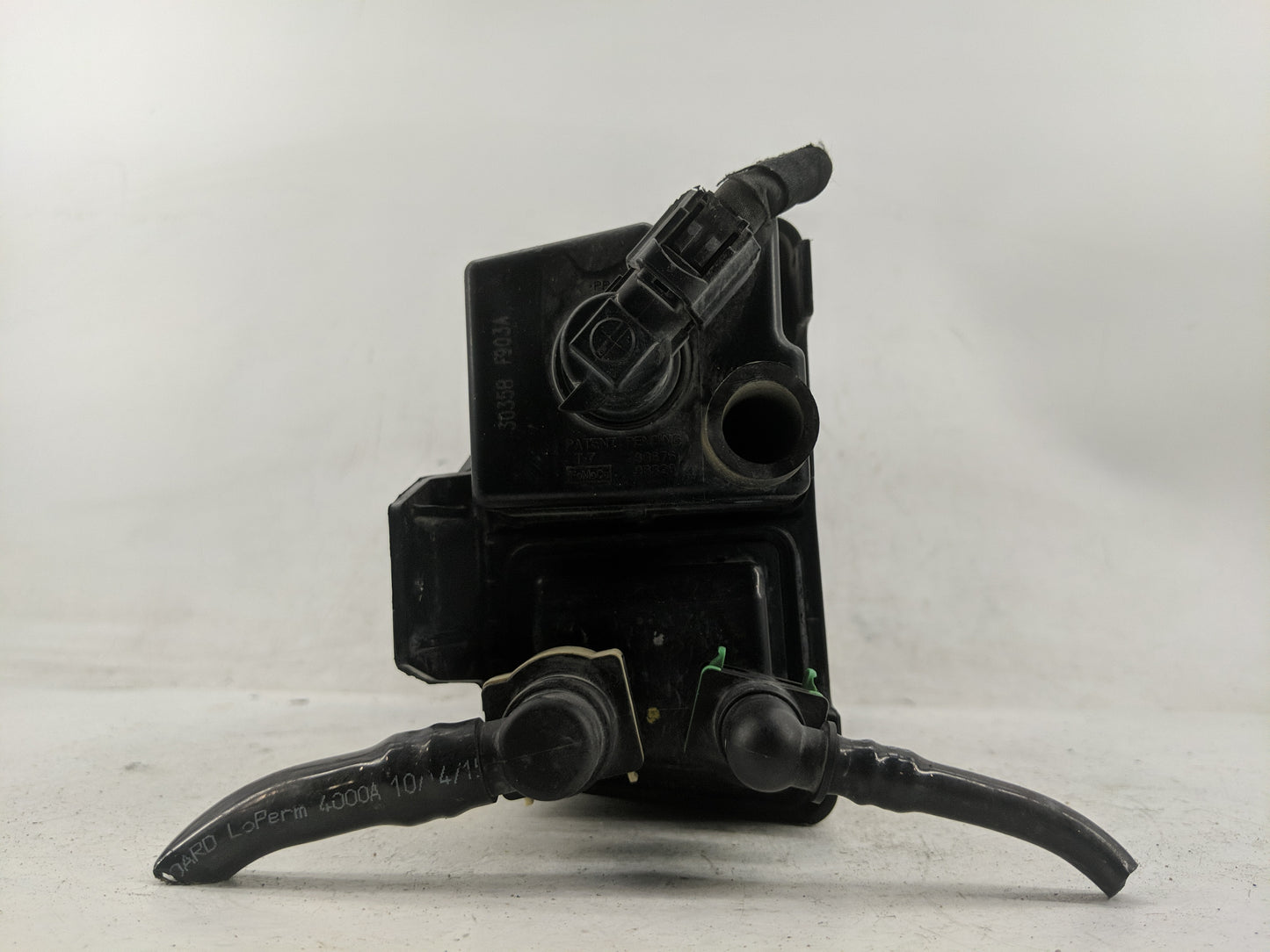 2016 Ford Explorer Fuel Vapor Charcoal Canister 1243180 - Oemusedautoparts1.com