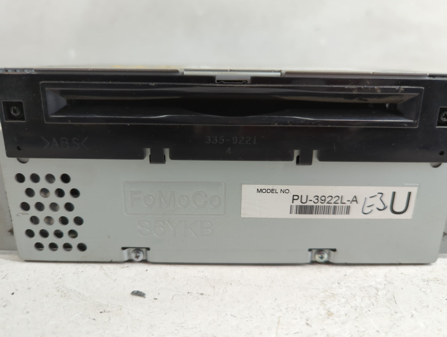 2016-2017 Ford Explorer Radio AM FM Cd Player Receiver Replacement P/N:S6YKB Fits Fits 2016 2017 OEM Used Auto Parts - Oemus